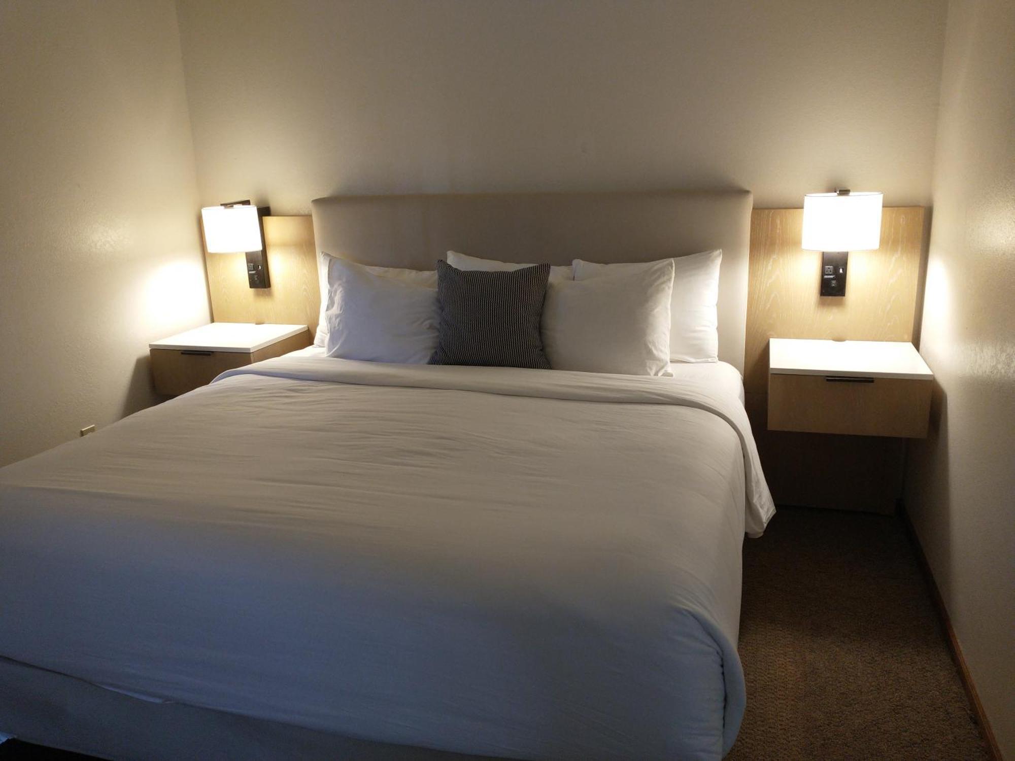 Wamego Simmer Motel מראה חיצוני תמונה